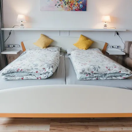 Rosenalm Apartment *